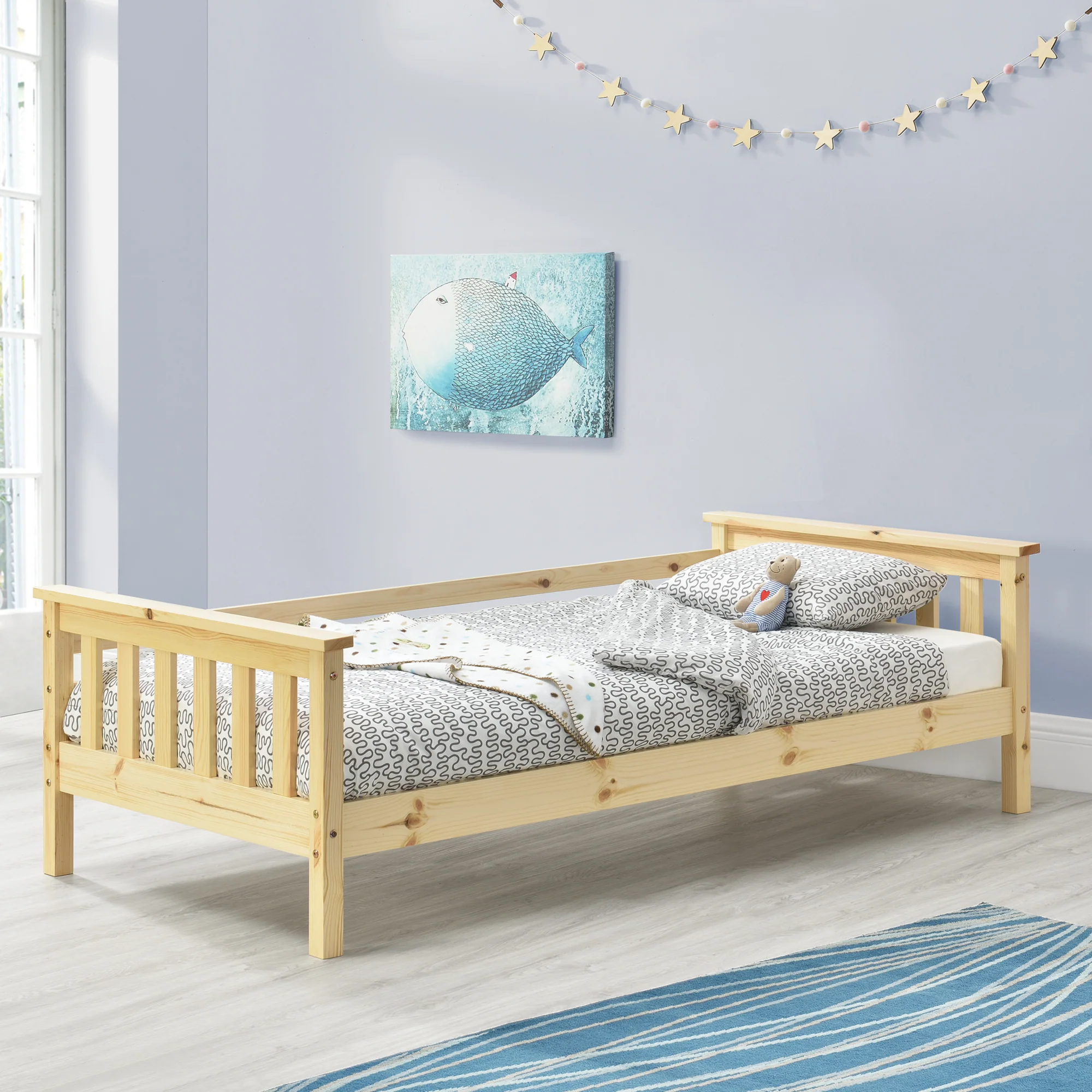 Kinderbed Nuuk met bedbodem en uitvalbeveiliging - verschillende kleuren en maten - Image 5
