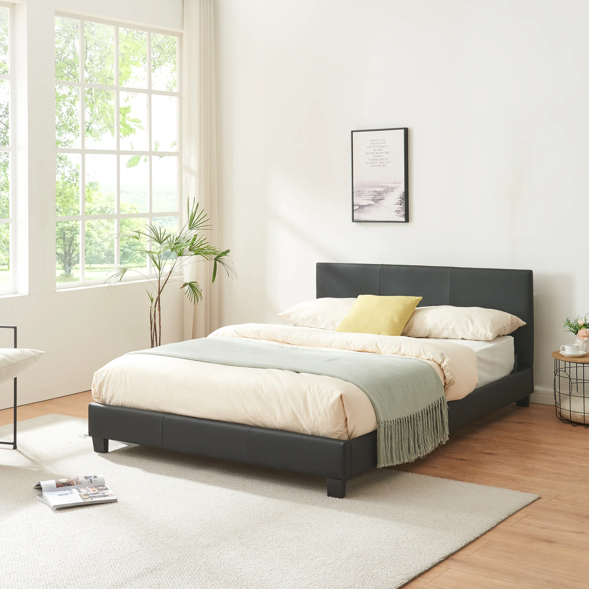 Houten bed Aron kunstleer met bedbodem 140x200 zwart
